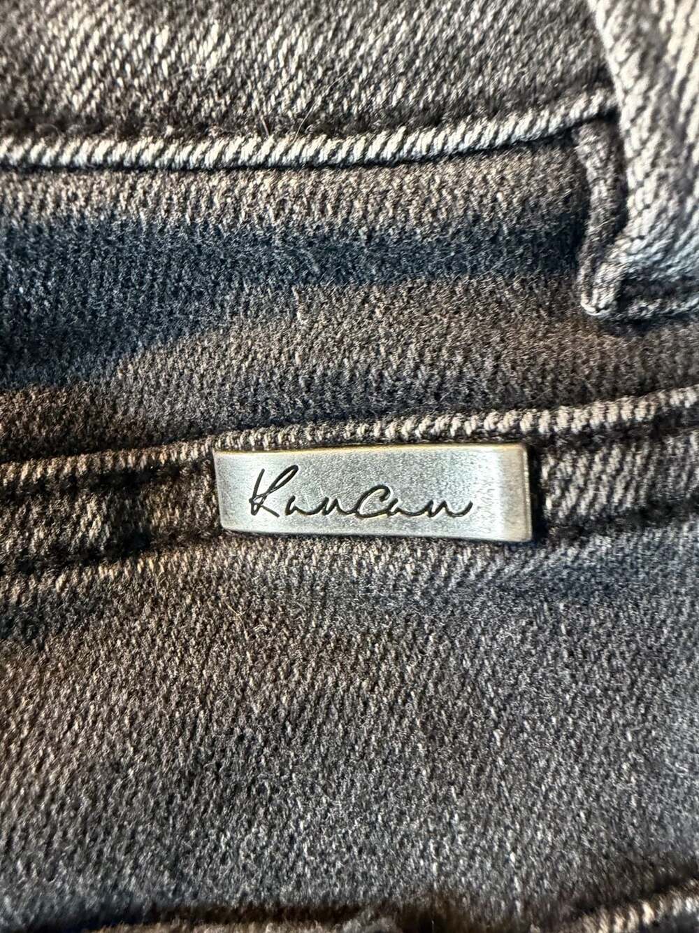 KanCan KC7168BK Distressed Black Denim Shorts Size 5/26 - Picture 6 of 6